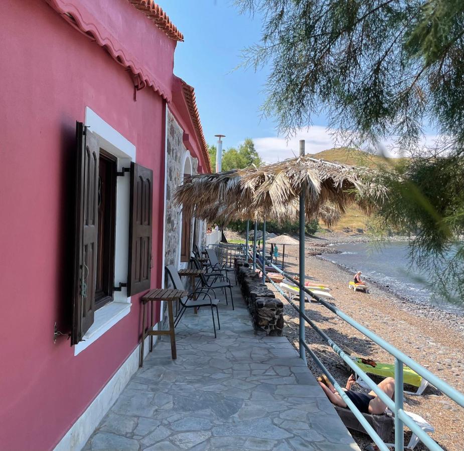 Terracotta Boutique Beach Studios Mythimna Exterior foto